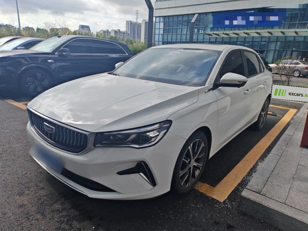 Emgrand 2023 4 Champion 1.5L CVT Premium
