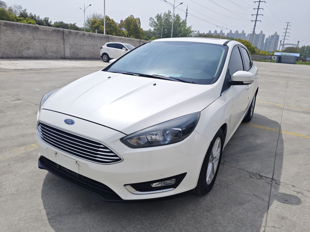 Focus 2017 Sedan EcoBoost 180 AT Elite