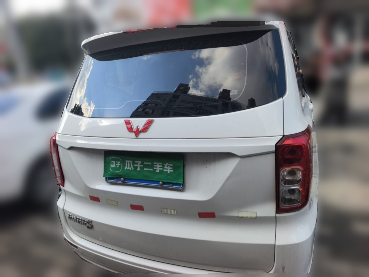 Wuling Hongguang 2021 1.5L S Standard LAR photo 5