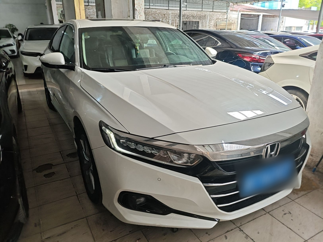 Accord 2022 260TURBO Luxury photo 3