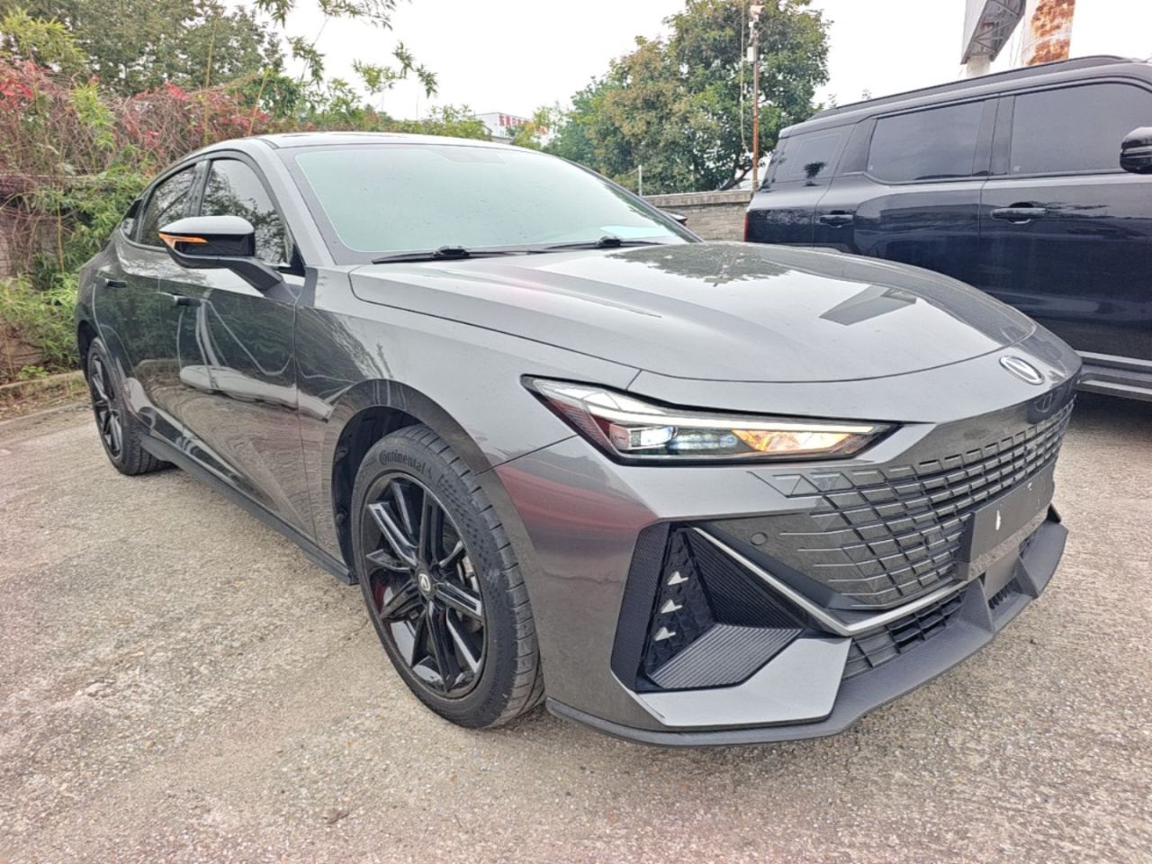 UNI-V 2023 1.5T Exclusive photo 5