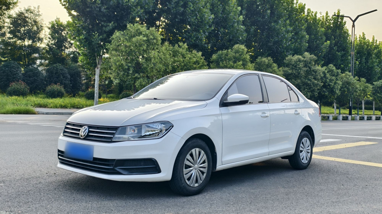 Santana 2016 1.6L MT