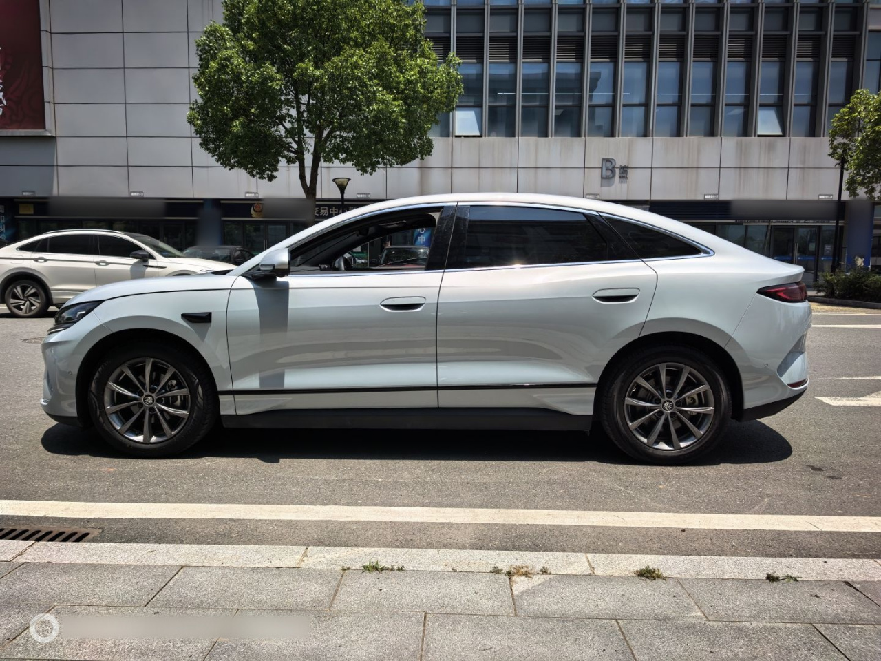 Qin L 2025 EV 470KM Leading photo 2