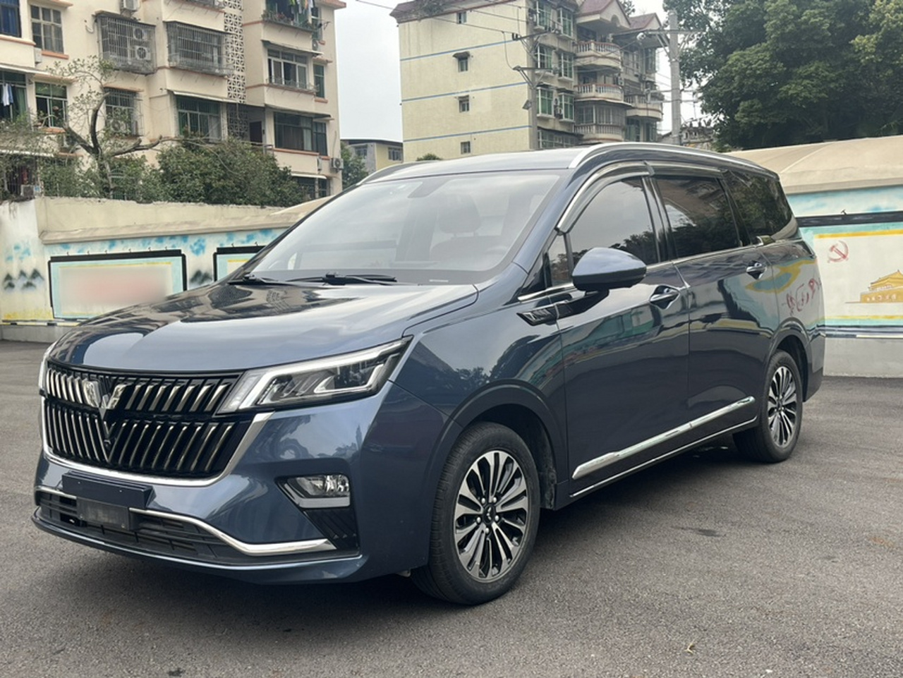 Wuling 2022 1.5T CVT Exclusive Flagship