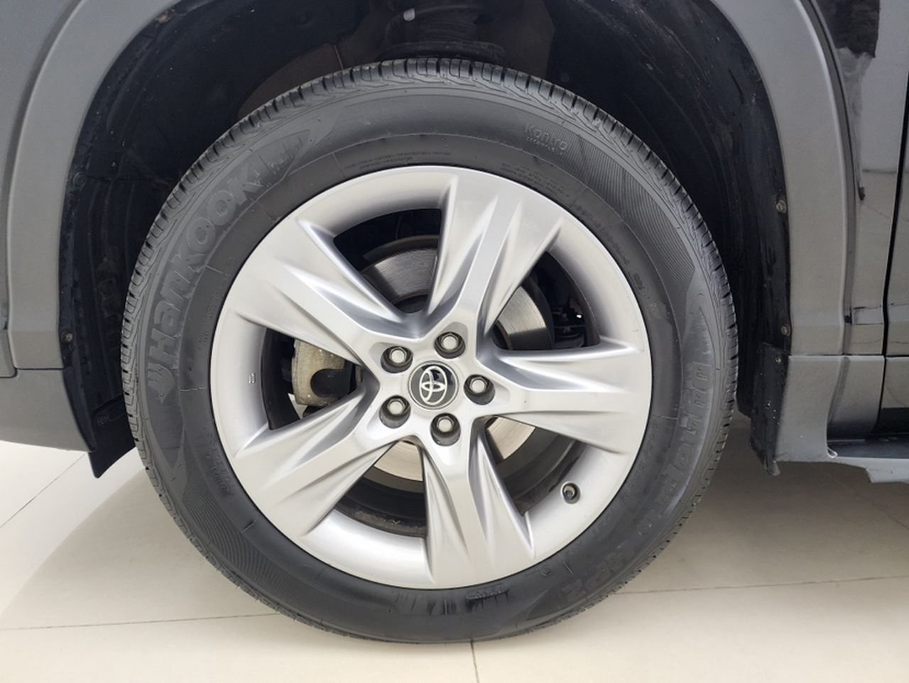 Highlander 2018 2.0T AWD Luxury 7-Seater China VI photo 3