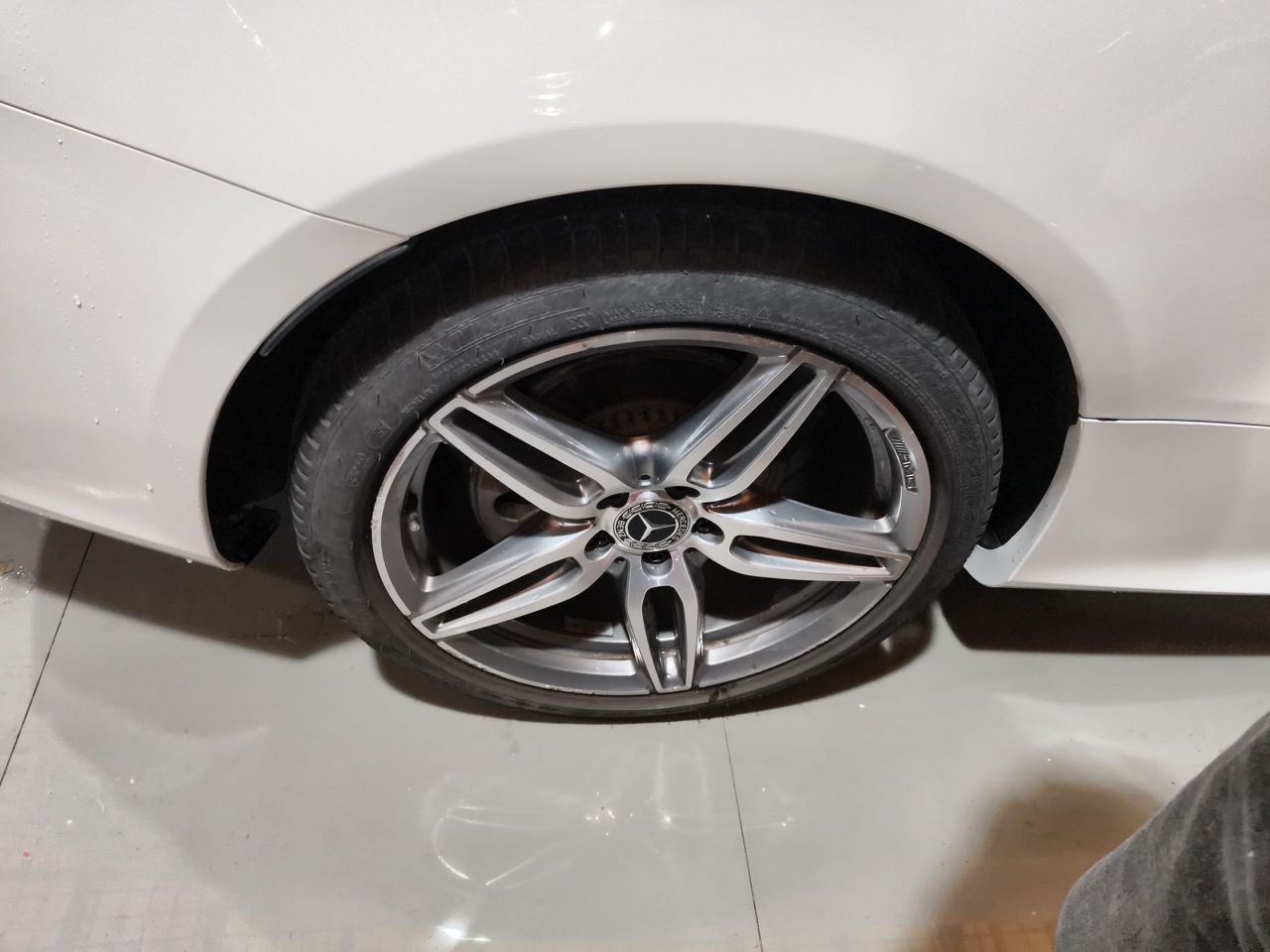 E-Class Imported 2017 E 200 4MATIC Coupe photo 4