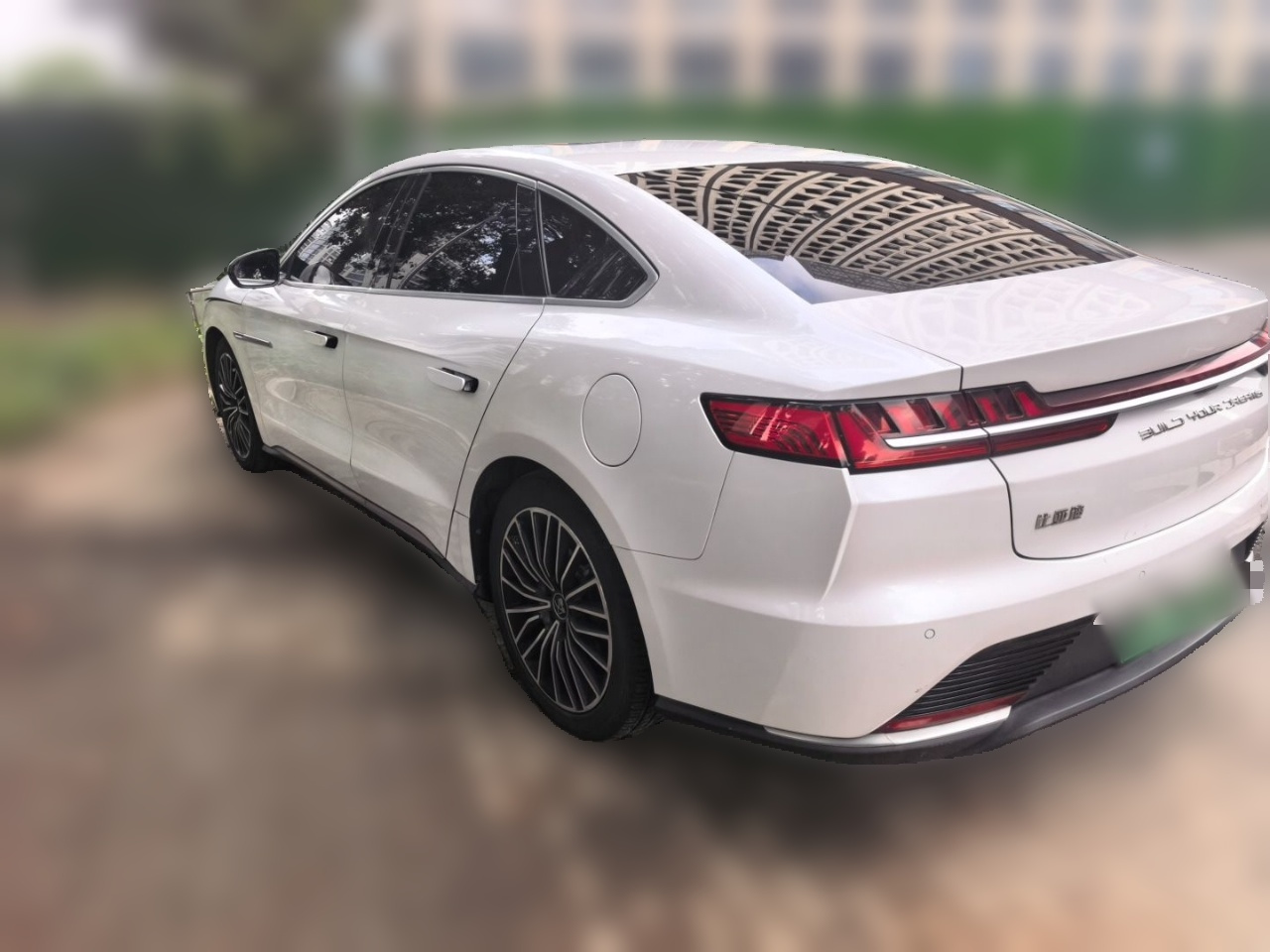 Han 2021 EV Standard Range Luxury photo 4