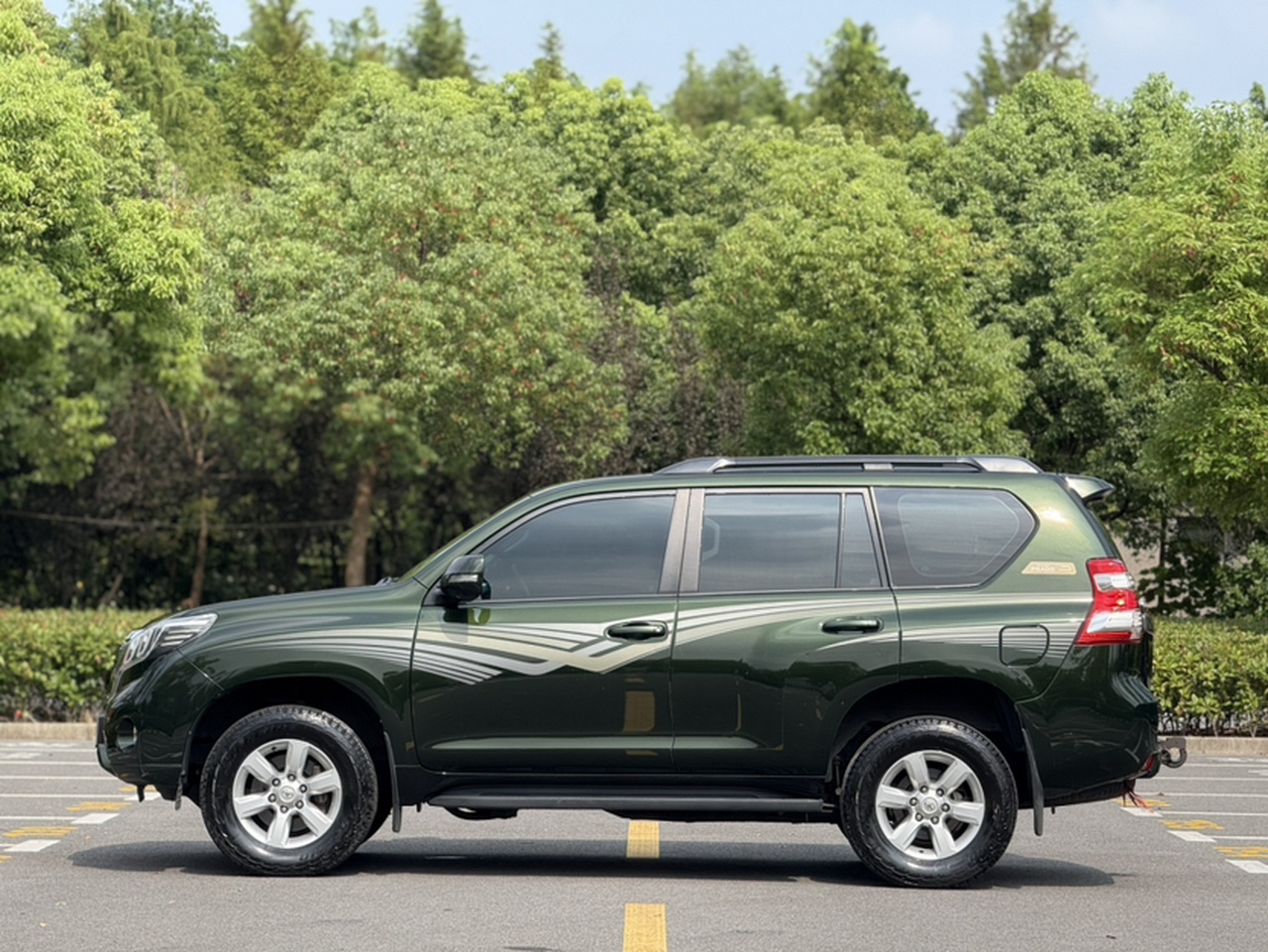 Prado 2016 2.7L AT Standard photo 2