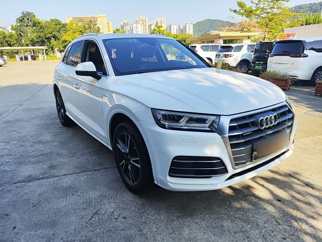 Q5L 2018 45 TFSI Exclusive Fashion China V photo 3