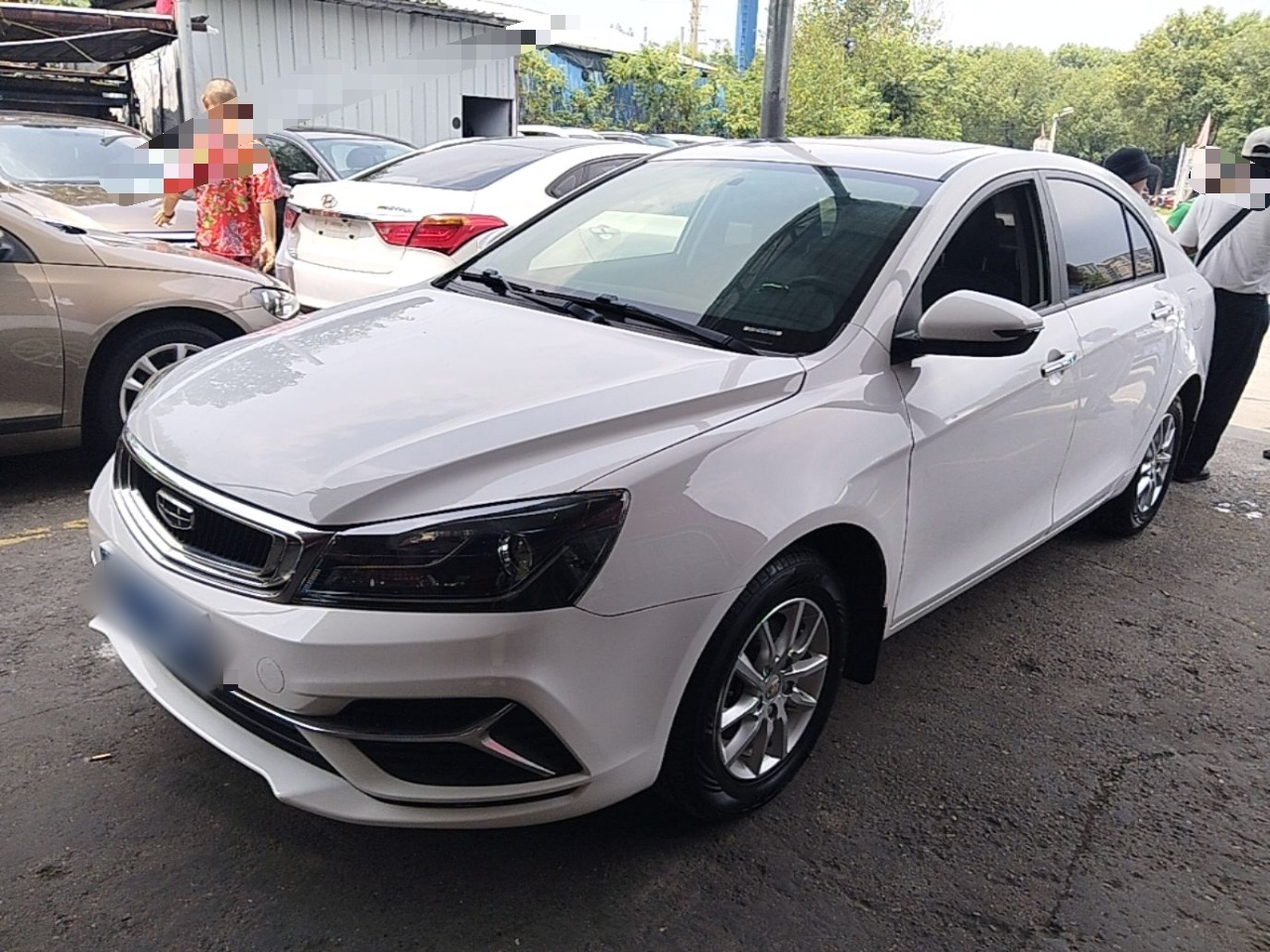 Emgrand 2020 1.5L MT Luxury