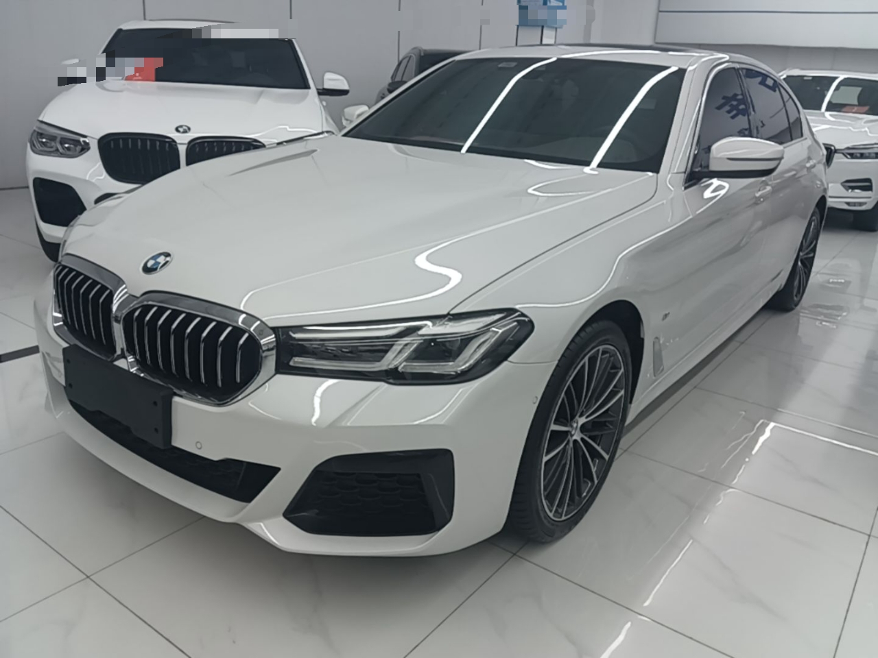 5 Series 2021 530Li Leading M Sport Package