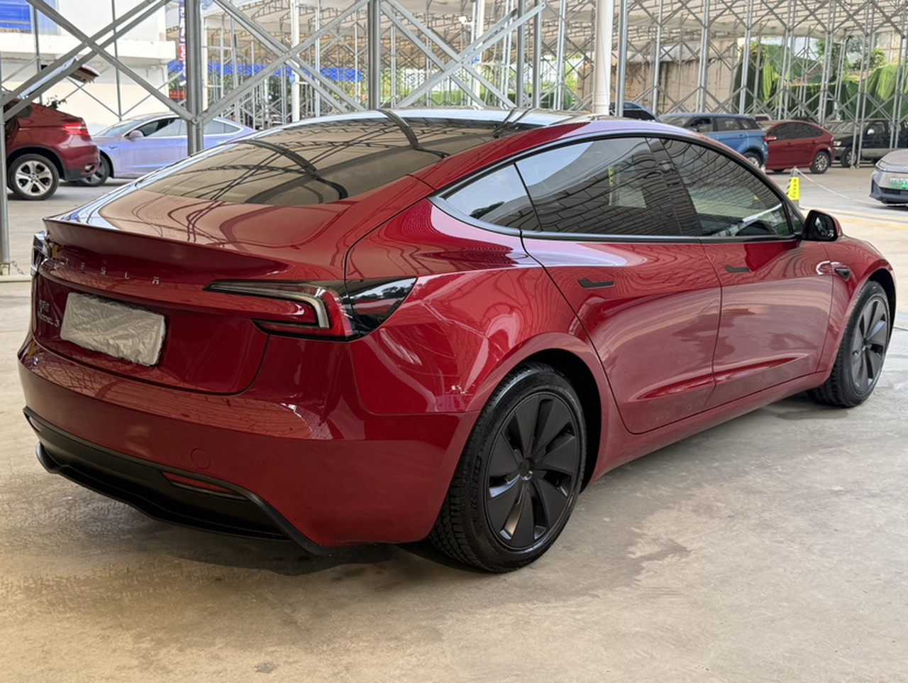 Model 3 2023 RWD photo 2