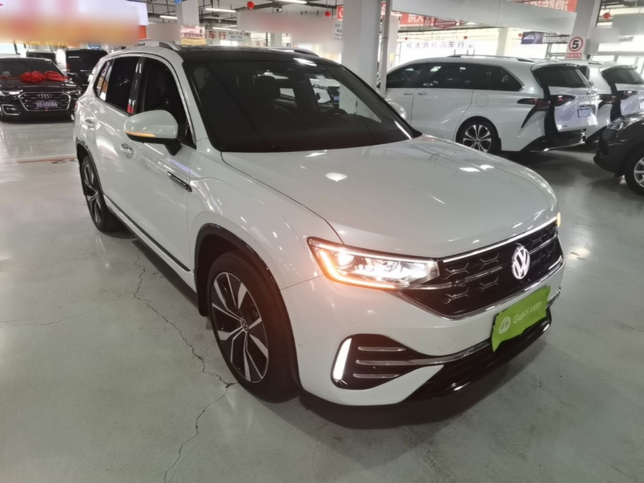 Tayron 2023 380TSI AWD R-Line Pro photo 3