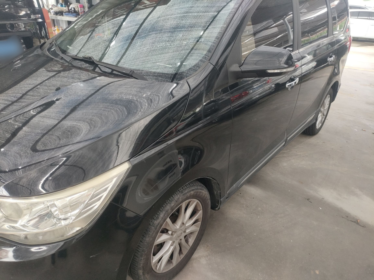 730 2016 1.5T MT Luxury 7-Seater photo 4