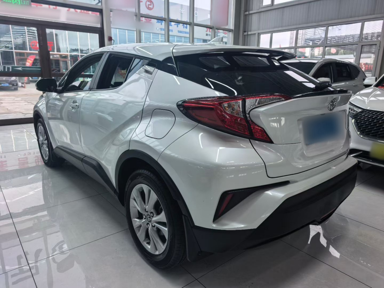IZOA 2022 2.0L photo 3