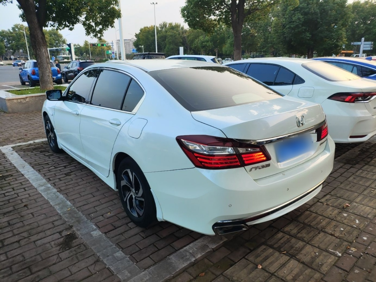 Accord 2016 2.0L Elite photo 4