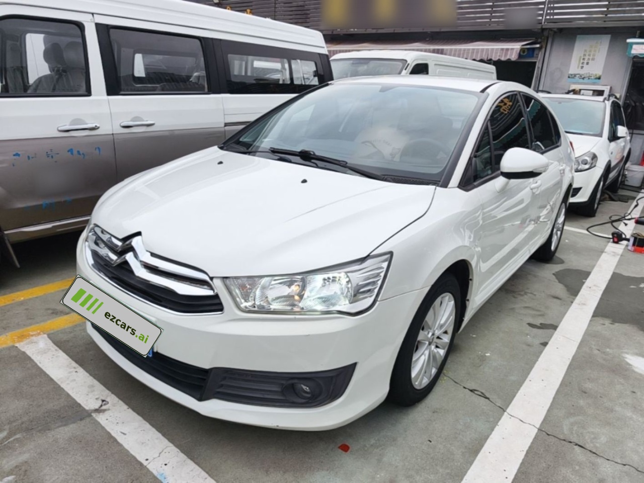 2013 Sedan 1.6L AT