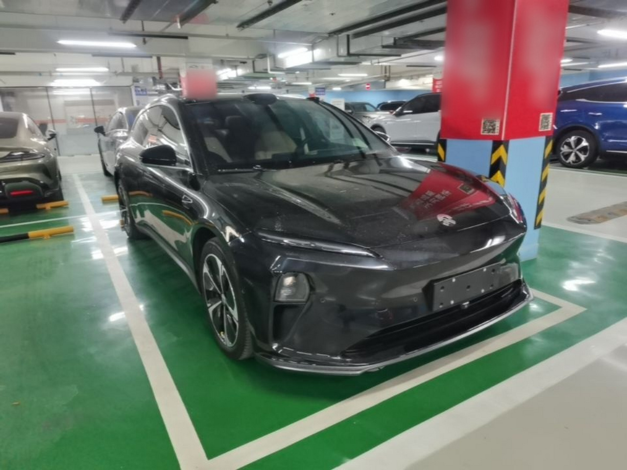 ET5T 2024 75kWh Touring photo 3