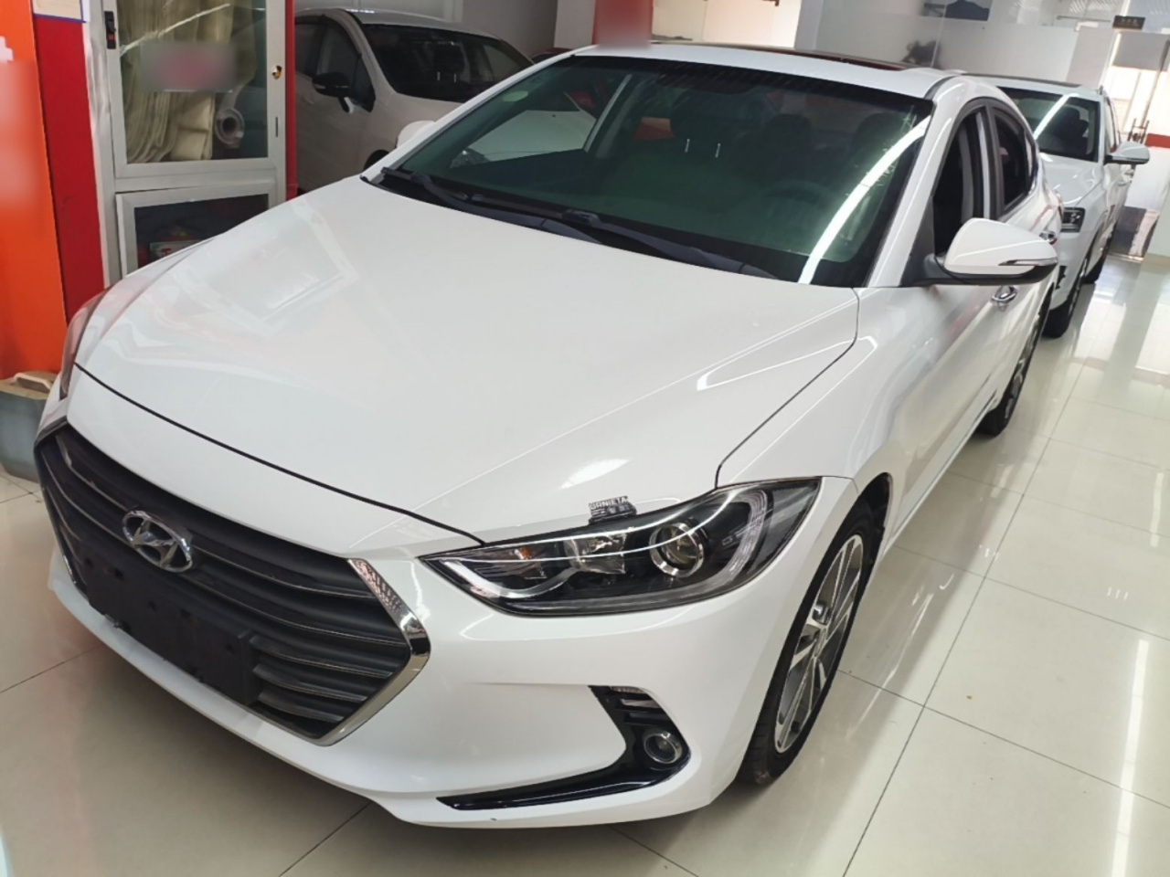 Elantra 2016 1.6L AT Smart Elite