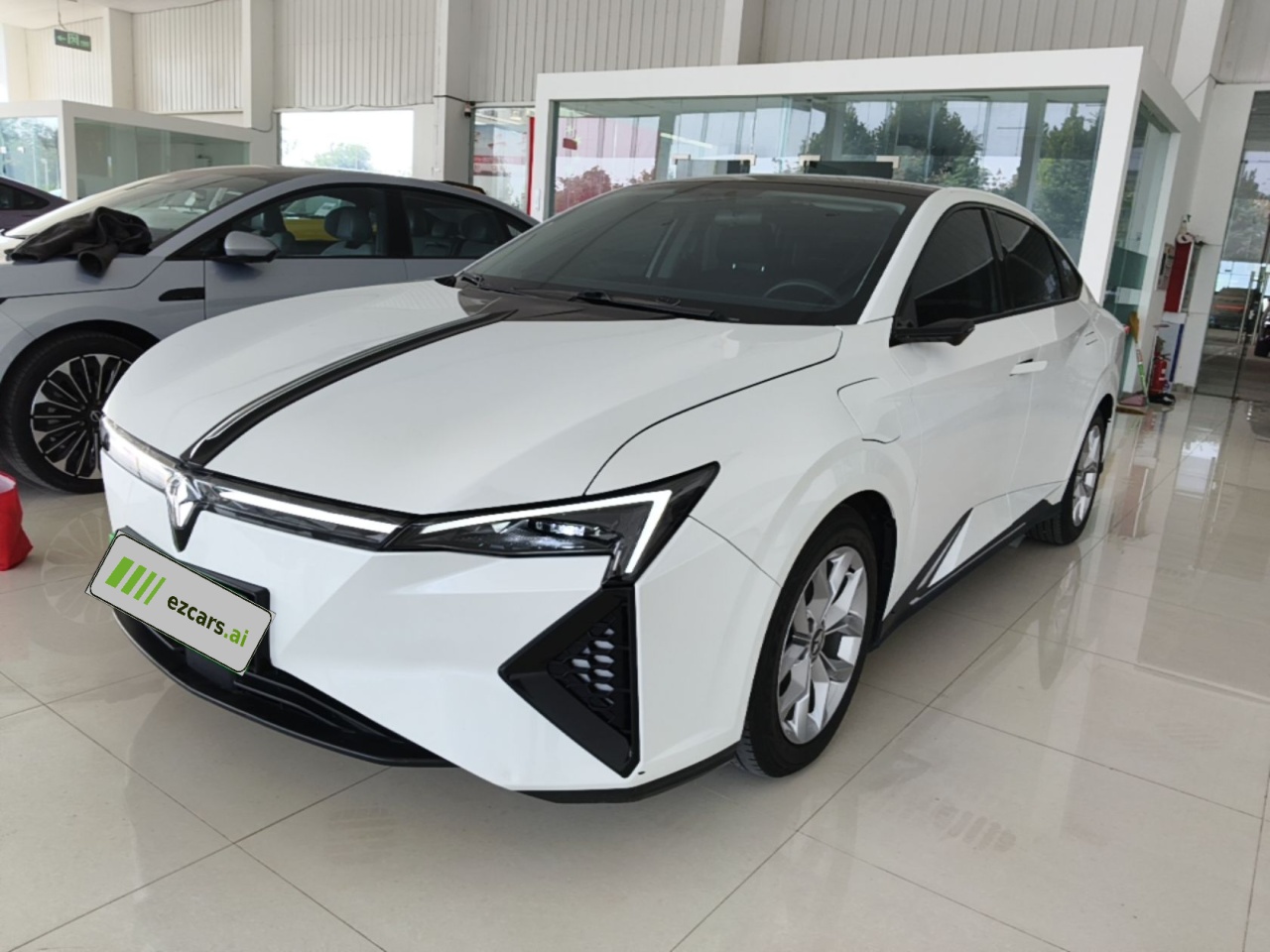 L 2025 +