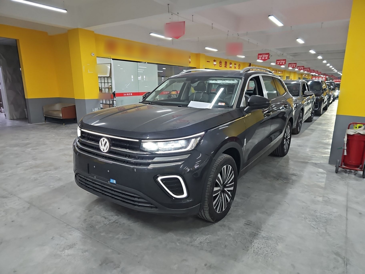 2026 330TSI Luxury