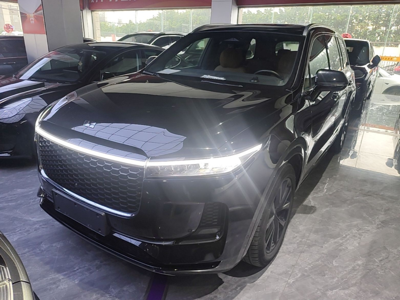 Li Auto ONE 2021 EREV 6-Seater
