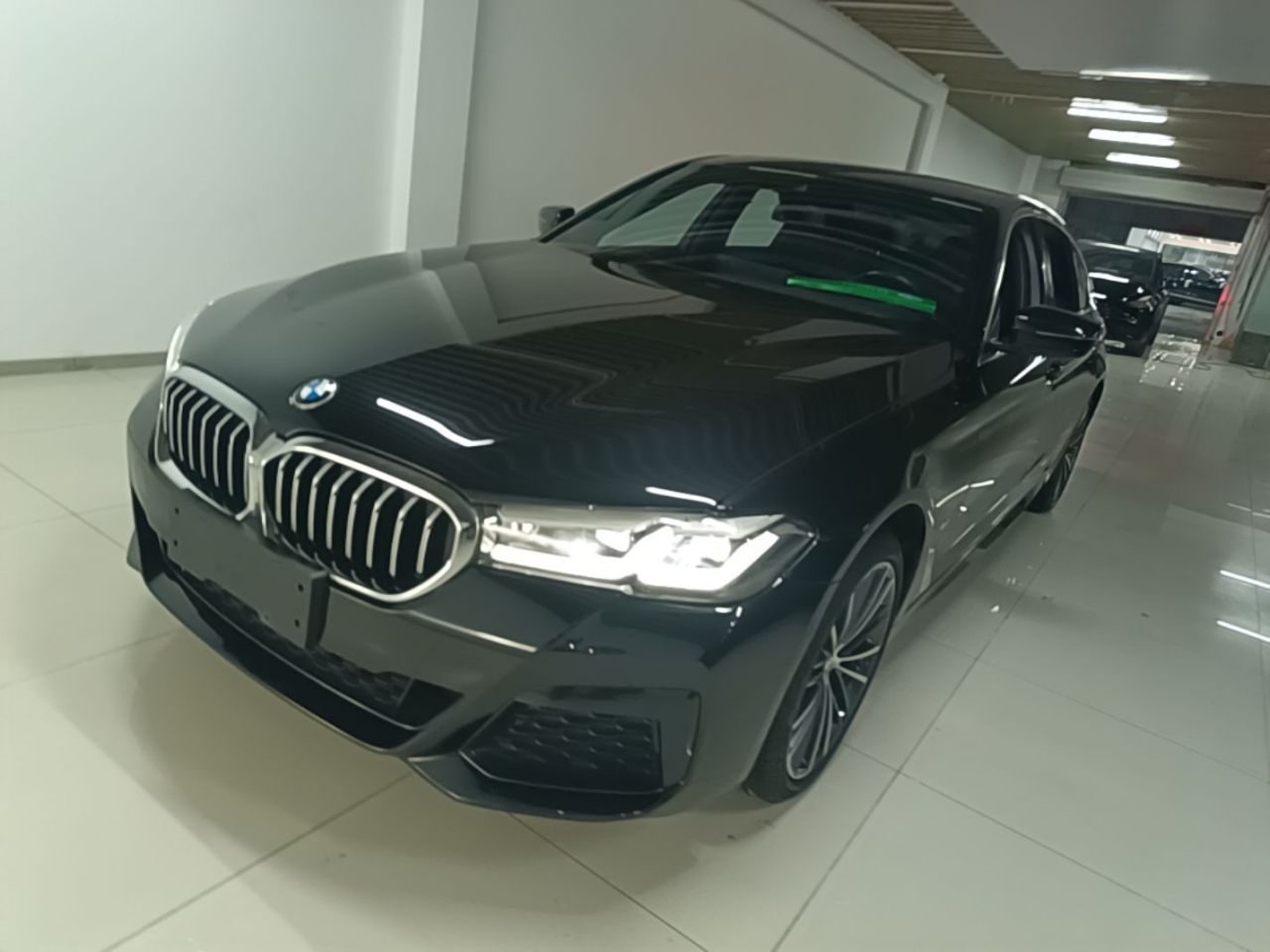 5 Series 2023 530Li Leading M Sport Package