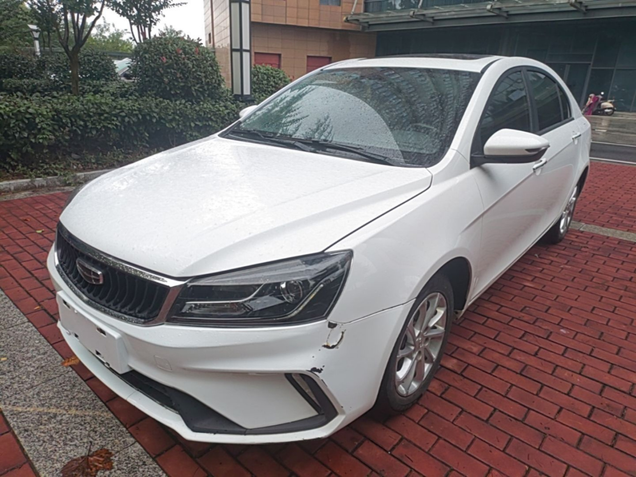 Emgrand 2021 UP 1.5L MT Luxury
