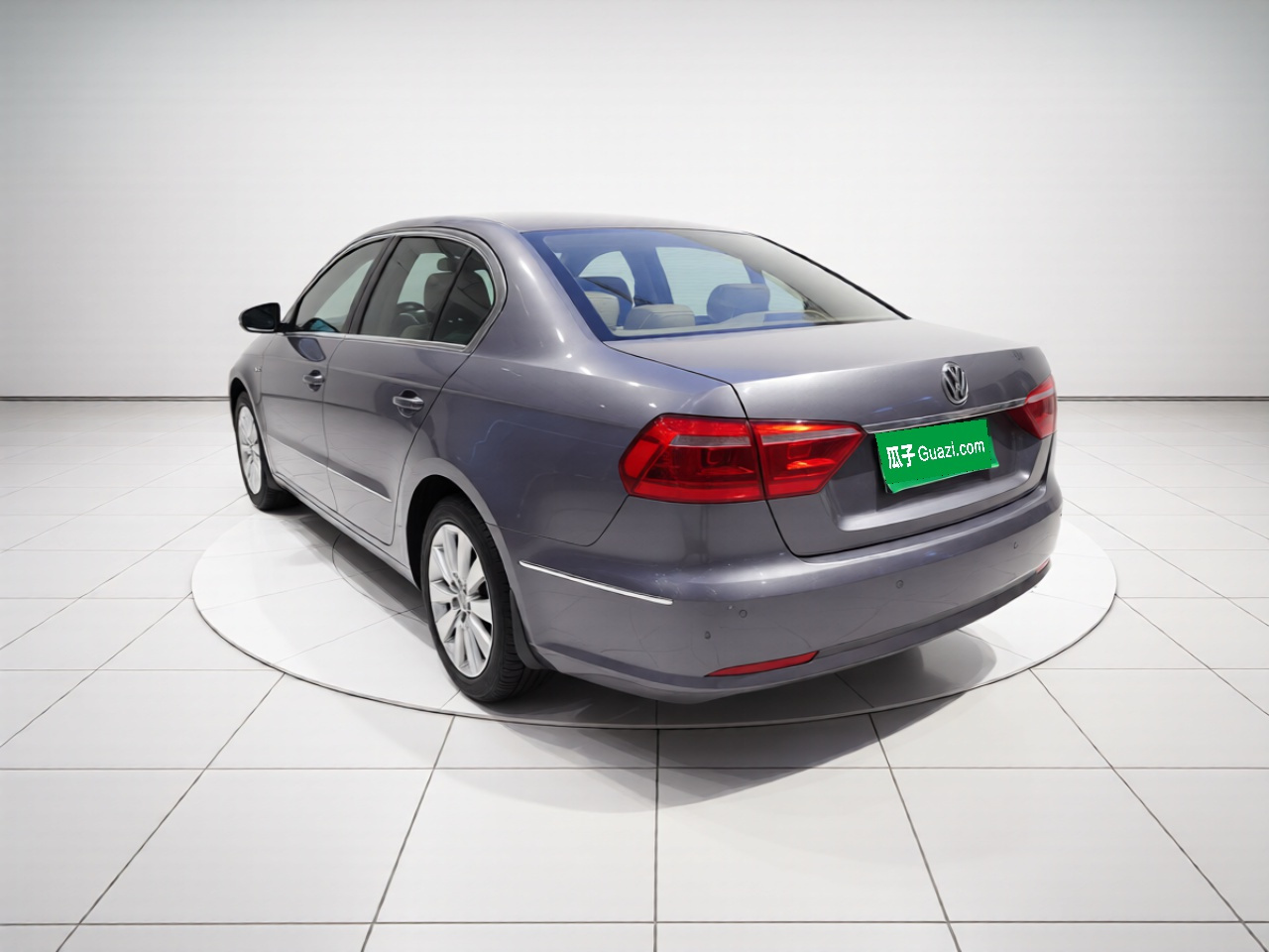 Lavida 2013 Facelift Classic 1.6L AT Comfort photo 4