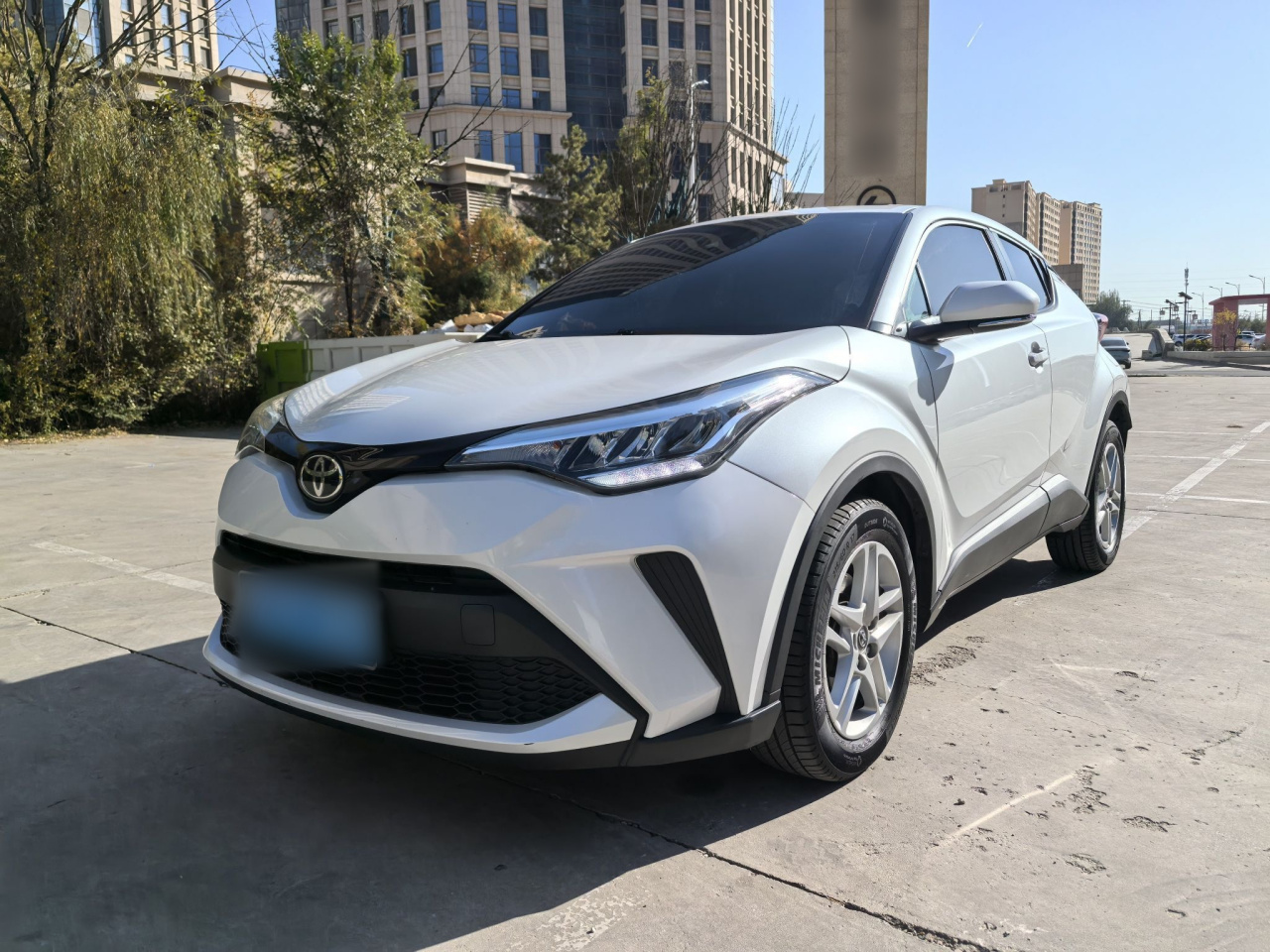 C-HR 2022 2.0L Leading