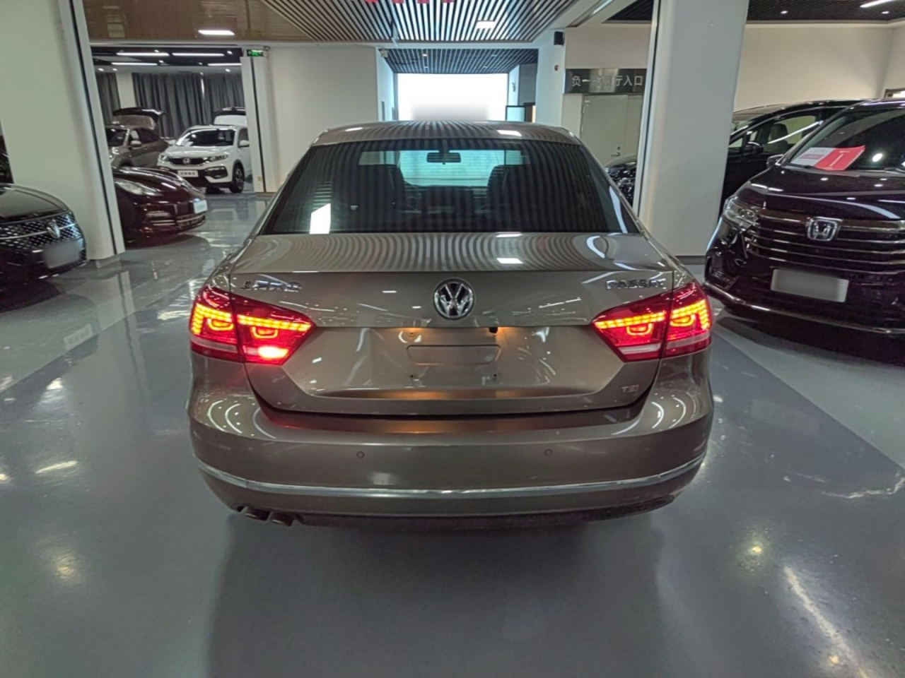 Passat 2015 1.8TSI DSG photo 3
