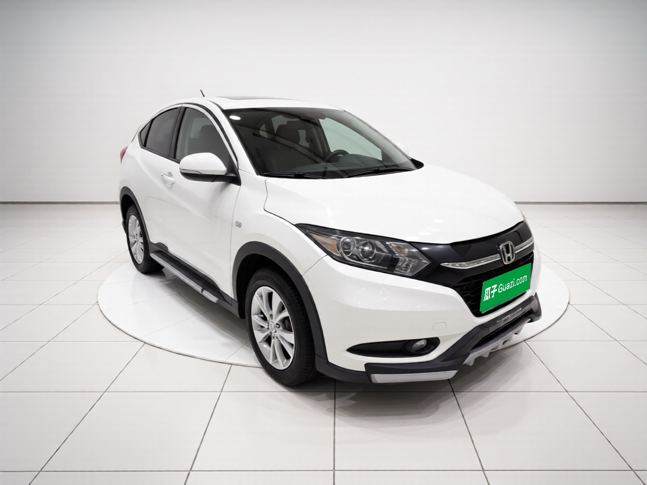 Vezel 2015 1.5L CVT RWD Comfort photo 3