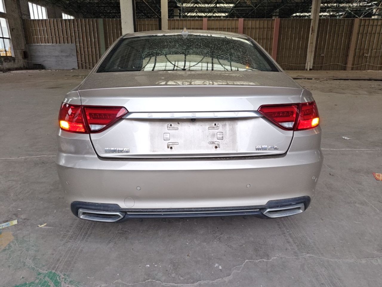 Emgrand GL 2018 1.8L MT Elite Connected photo 5