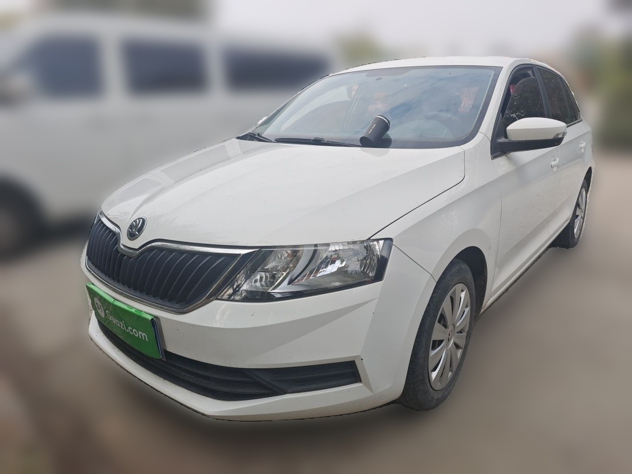 Rapid Spaceback 2018 1.6L AT Standard