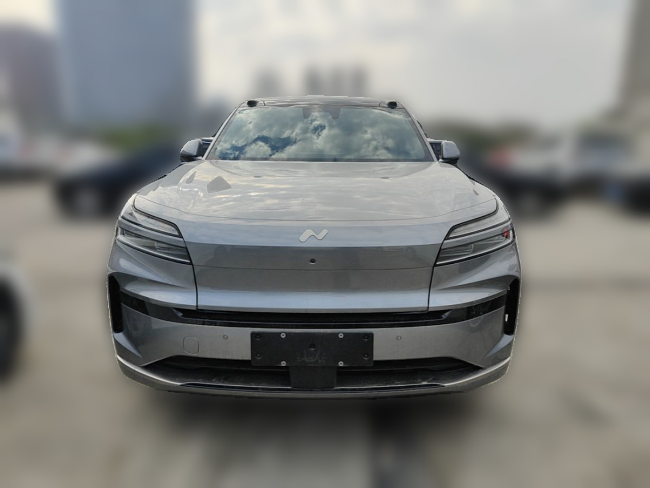L90 2025 Ultra 6-Seater 60 photo 2