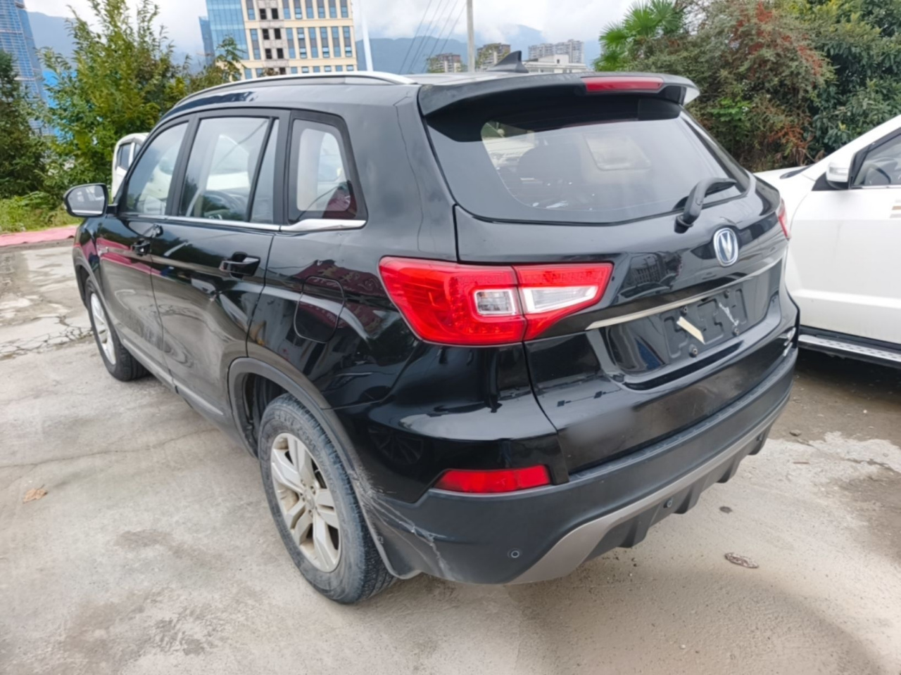 CS75 2016 2.0L MT Luxury China V photo 4