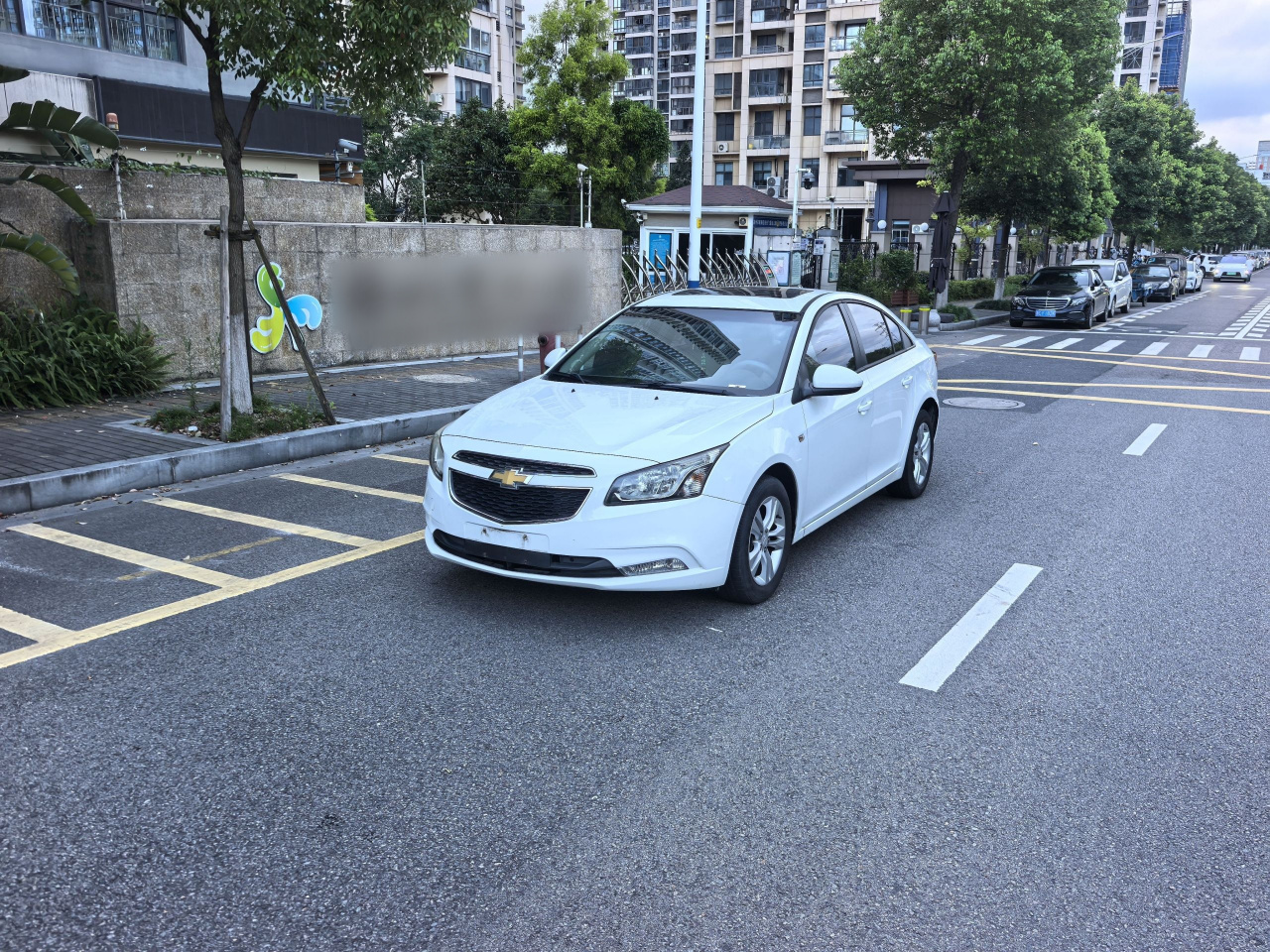 2015 1.5L Classic SE MT photo 2