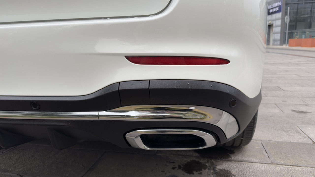GLC 2022 Facelift GLC 300 L 4MATIC Dynamic Edition photo 2
