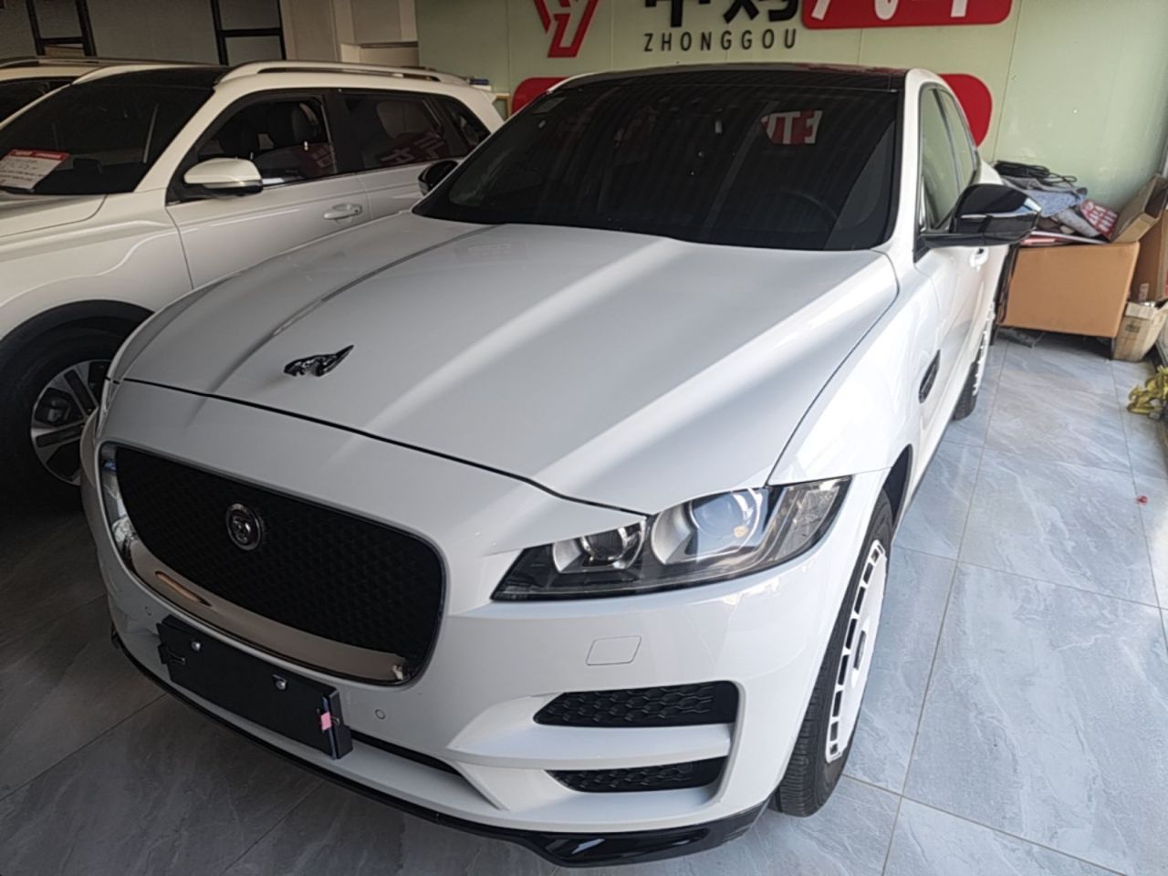 F-PACE 2016 2.0T RWD Exclusive