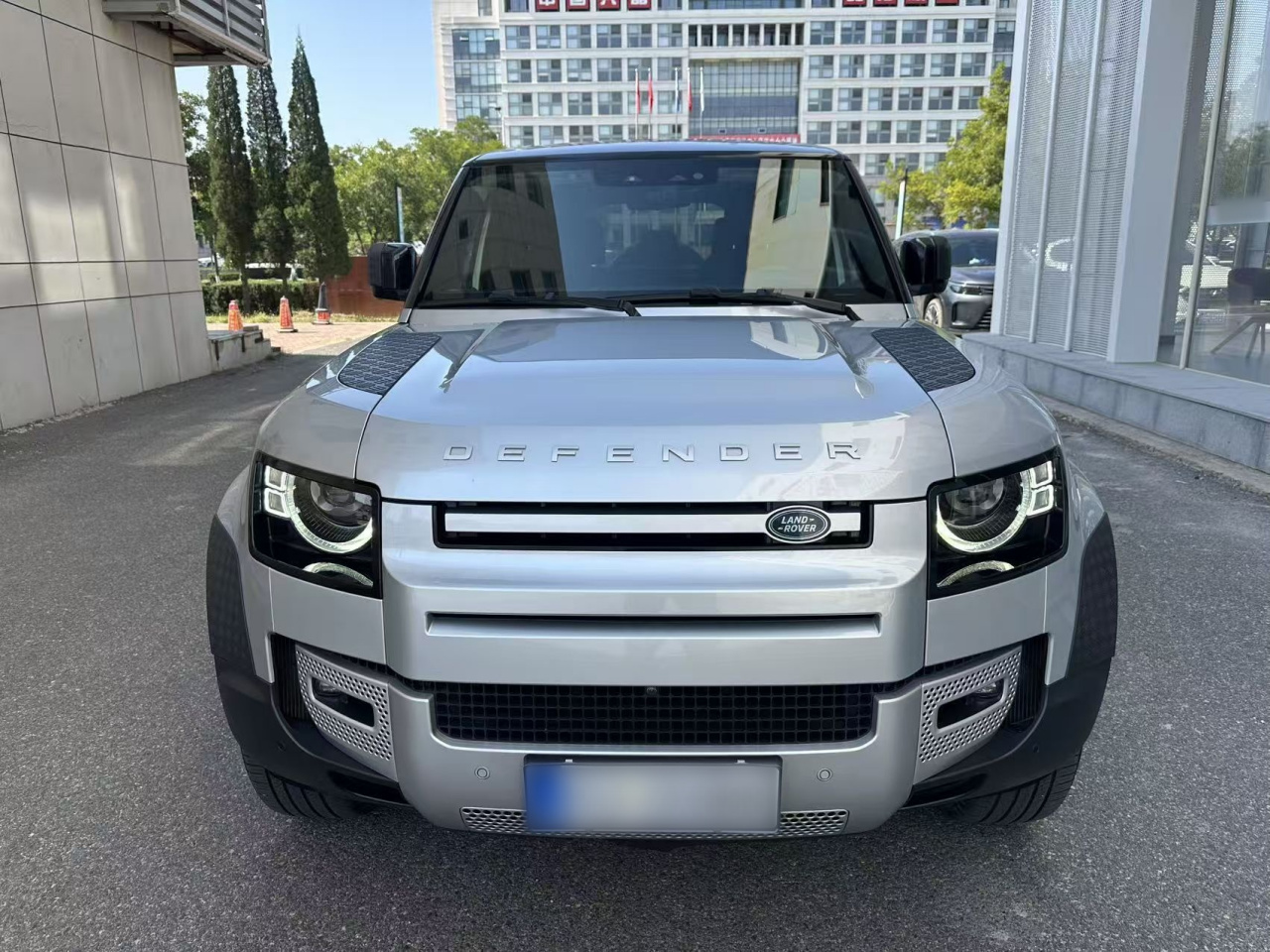 Defender 2020 110 P400 HSE photo 2