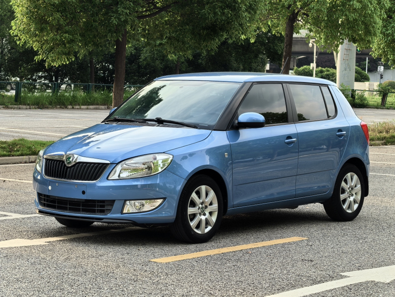 Fabia 2014 1.4L AT