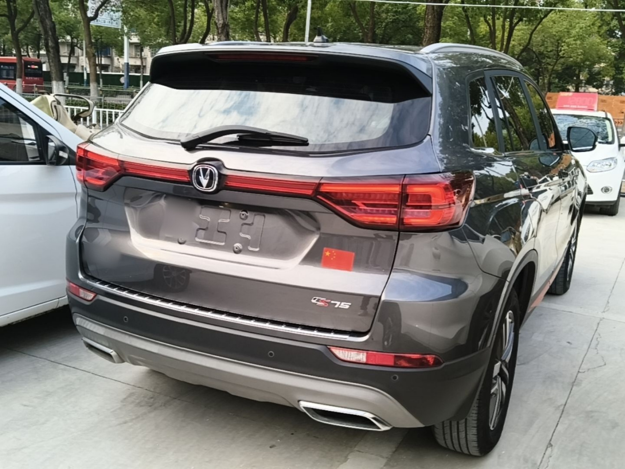 CS75 2022 1.5T DCT Luxury photo 4