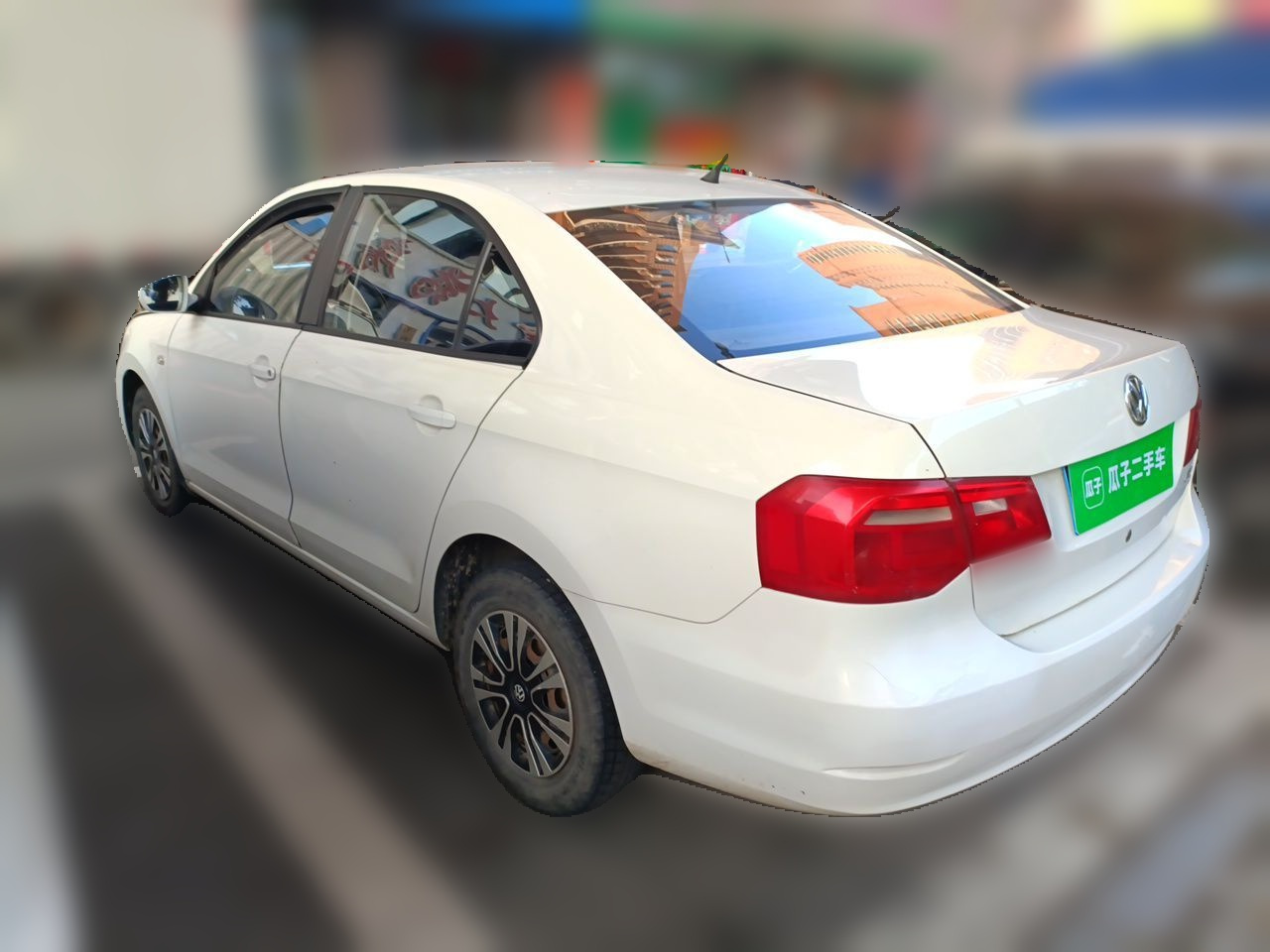 2015 1.6L MT Fashion photo 4