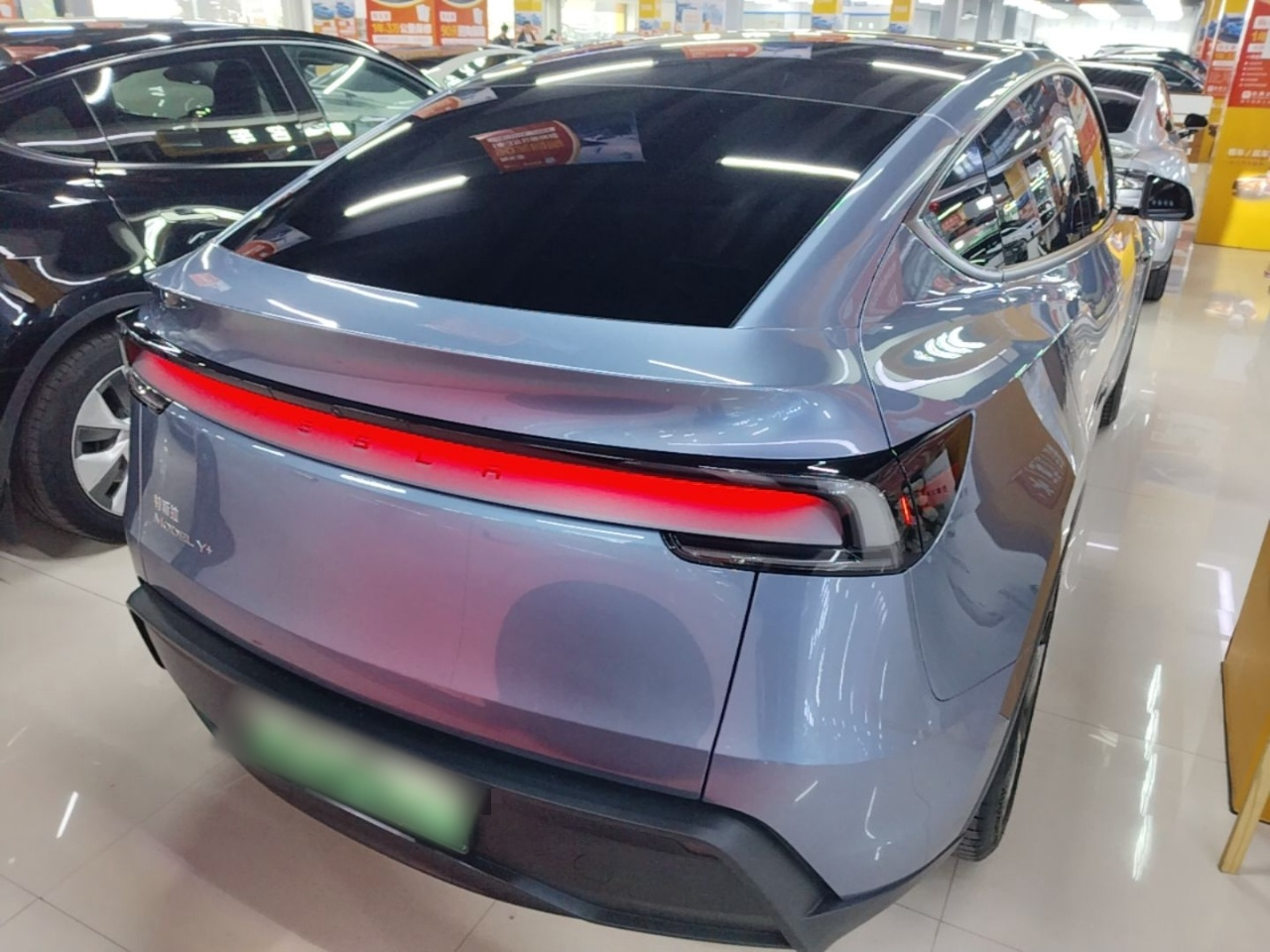 Model Y 2025 Long Range AWD photo 5