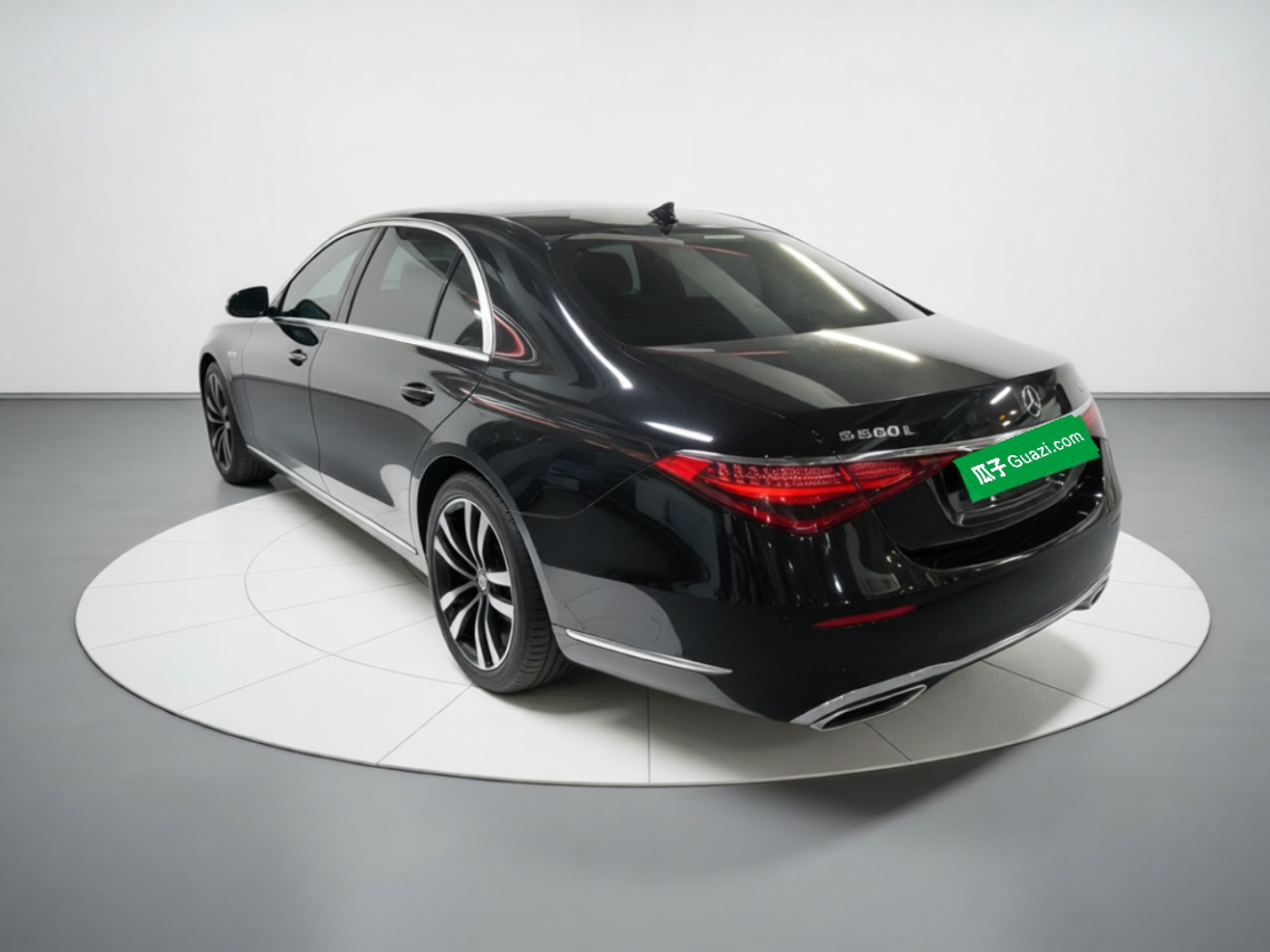 S-Class 2023 S 400 L Luxury photo 4