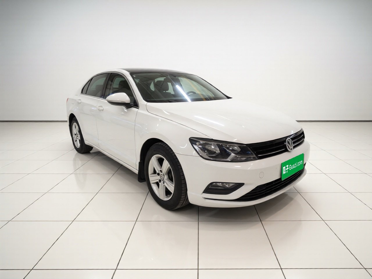 Lamando 2017 230TSI DSG photo 3