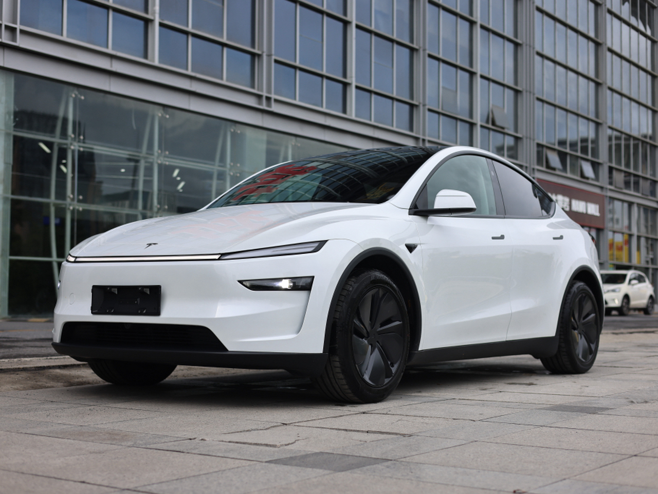 Model Y 2025 Facelift Long Range AWD photo 3
