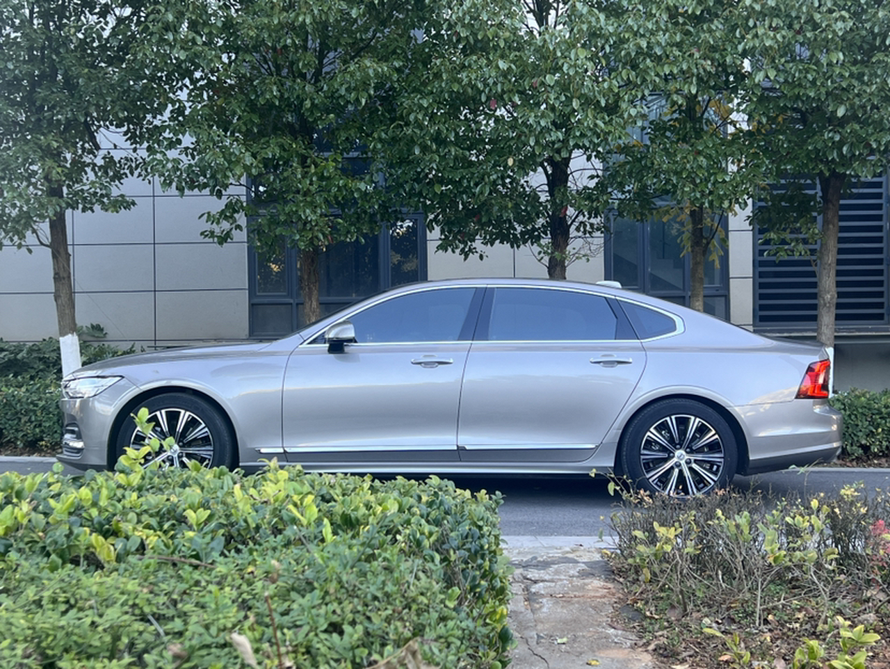 S90 2021 B5 Luxury photo 2