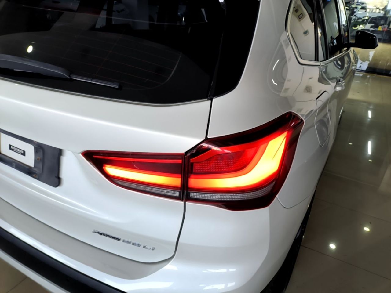 X1 2021 xDrive25Li Exclusive photo 3