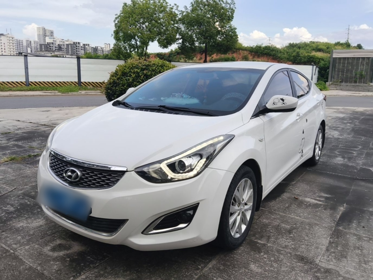 Elantra 2016 1.6L AT Smart